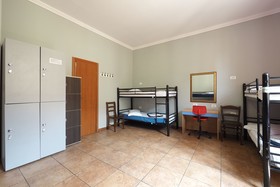 Alessandro Downtown Hostel