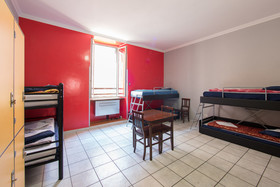 Alessandro Downtown Hostel