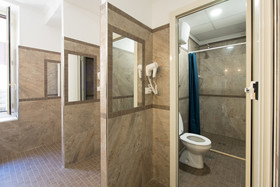 Alessandro Downtown Hostel