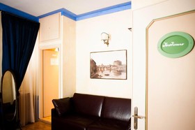 Almes Roma B&B