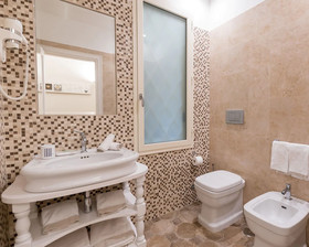Altarocca Embassy Rome