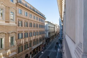 Amazing Piazza Venezia Suites