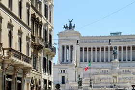 Amazing Piazza Venezia Suites