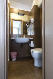 Anna Guest House
