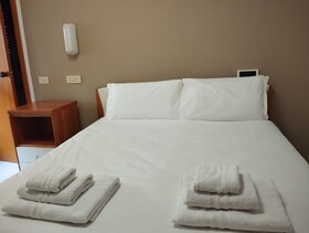 Apulia Hotel Roma