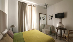 B&B Room Of Arts