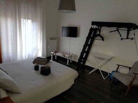 B&B Style