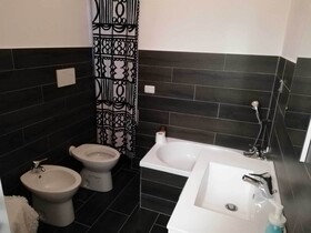 B&B Style