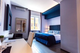 B&B Home 77