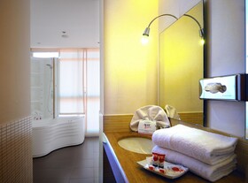 Best Western Globus Hotel