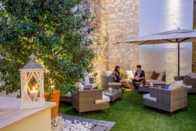 The Spring House Hotel Rome Vatican, Tapestry Collection by Hilton