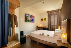 The Spring House Hotel Rome Vatican, Tapestry Collection by Hilton