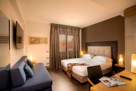 The Spring House Hotel Rome Vatican, Tapestry Collection by Hilton