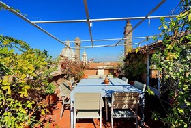 Campo De Fiori Large Penthouse