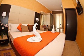 Candia Inn