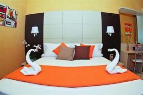 Candia Inn