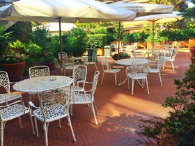 Capital Inn