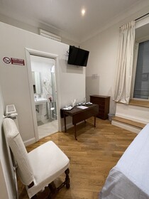 Casa Claudia Giulio Cesare