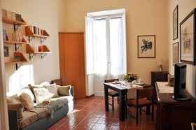 Casa Visconti's St. Peter