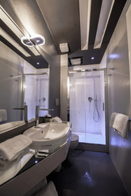 Spagna Boutique Luxury Suites