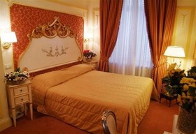 Hotel Champagne Palace