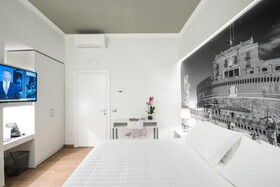 Charming Roma