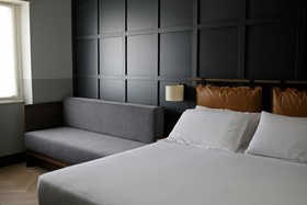 Club House Hotel