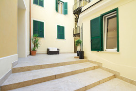 Colosseo Gardens