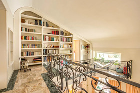 La Gaura Guest House