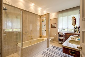 La Gaura Guest House