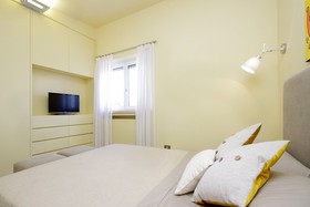 Crispi Luxury Apartments - My Extra Home