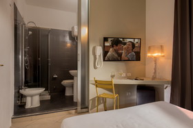 Crossroad Hotel