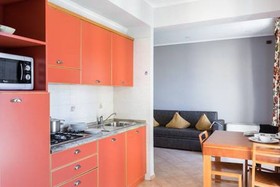 Crosti Hotel & Residence