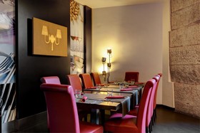 Dharma Luxury Hotel