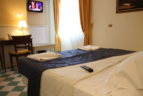 Dnb House Hotel
