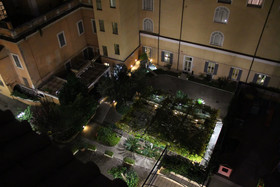 Dnb House Hotel