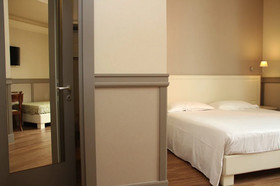 Dnb House Hotel