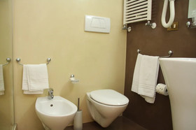 Dnb House Hotel