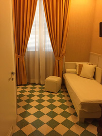 Dnb House Hotel