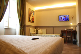 Dnb House Hotel