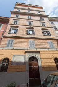 Domenichino Luxury Home