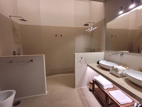 Domus 21 Luxury Suites