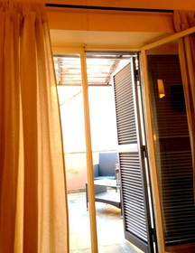 Domus Tiberina