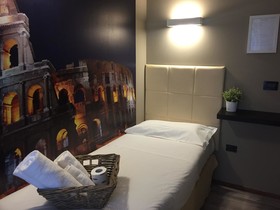 Domus Tiberina