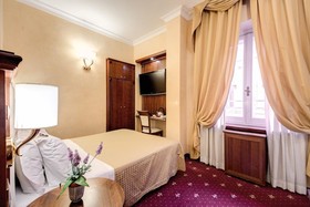 Esedra Inn Rome