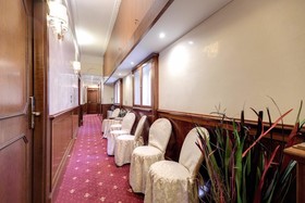 Esedra Inn Rome