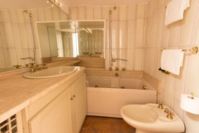 Farnese Suite Dream S&AR
