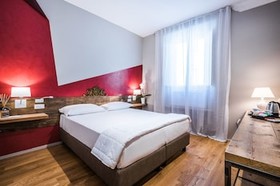 Giselda Home
