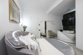 Gregorio VII Luxury Suites San Damaso