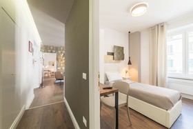 Guest Roma House